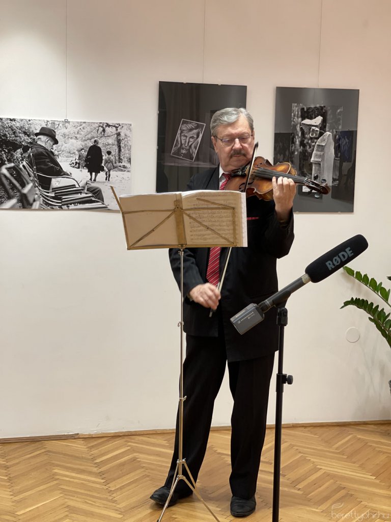 Tóth István jubileumi fotóliállítása 14